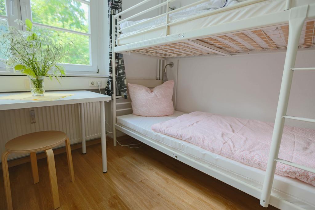Family Inn Herberge 希尔德斯海姆 外观 照片