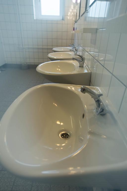 Family Inn Herberge 希尔德斯海姆 外观 照片